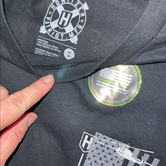 🇺🇸Howitzer Men’s Tee🇺🇸.  M - Picture 6 of 12